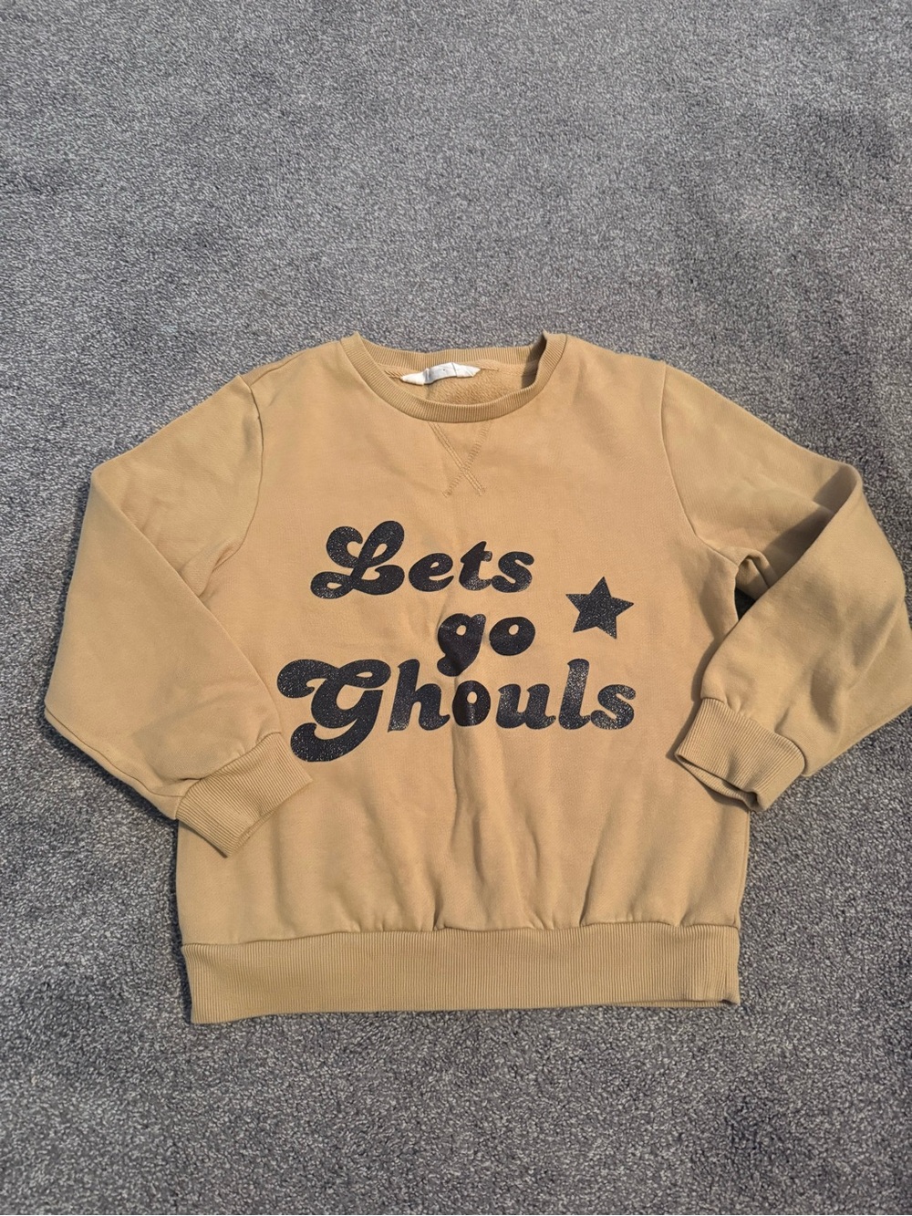 Boutique Lets go Ghouls Graphic Sweatshirt Sz M(7/8)